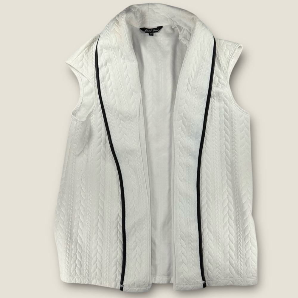 Slinky Brand White Quilted Vest with black trim size large decent‎ condition